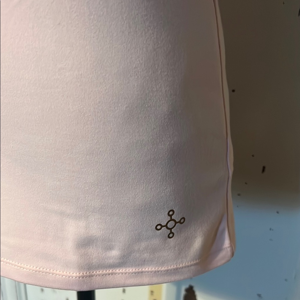 Tommy Copper. Compression Tank Top - Picture 7 of 11